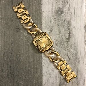 Watch - golden with cream